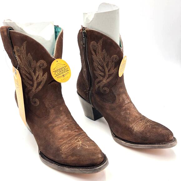 Corral Women's Embroidered Western Fashion Booties - Pointed Toe Size 9 M - Picture 1 of 11
